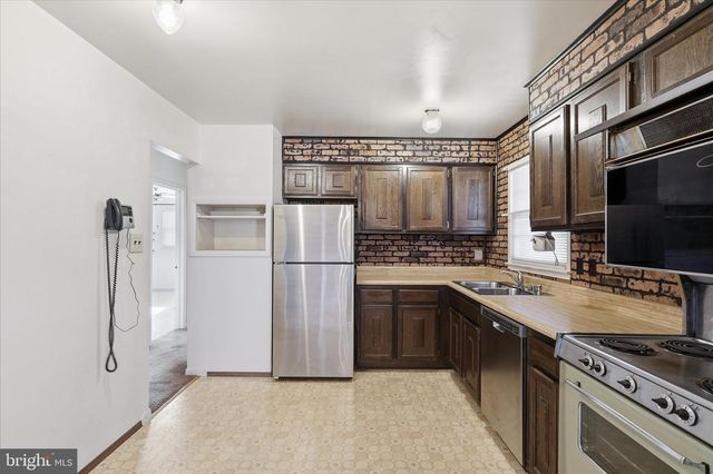 13010 KERRYDALE RD, Woodbridge, VA 22193