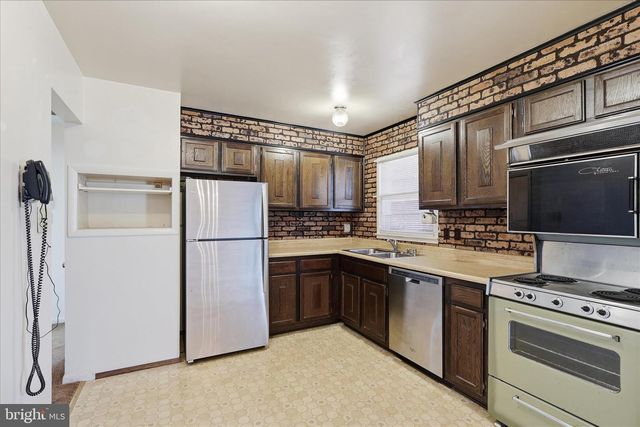 13010 KERRYDALE RD, Woodbridge, VA 22193