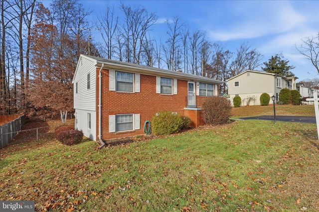 13010 KERRYDALE RD, Woodbridge, VA 22193