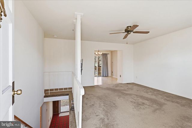 13010 KERRYDALE RD, Woodbridge, VA 22193