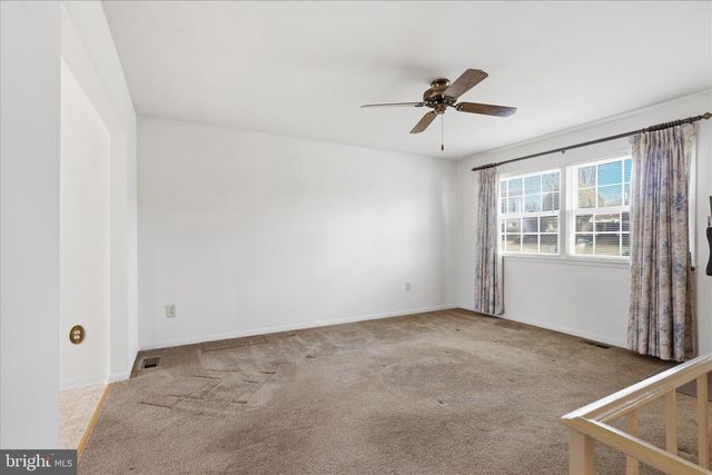 13010 KERRYDALE RD, Woodbridge, VA 22193