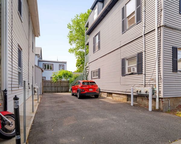 7 Carmel Street, Chelsea, MA 02150
