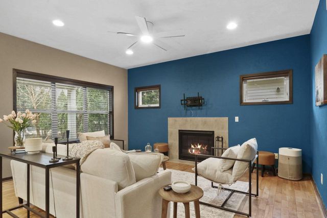 5 Cedarberry Circle, Verona, WI 53593