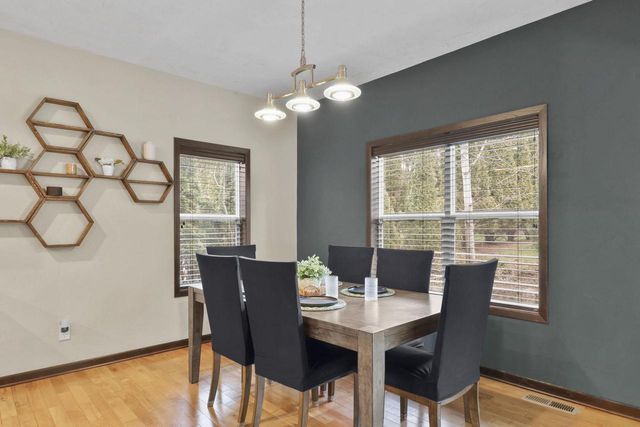 5 Cedarberry Circle, Verona, WI 53593