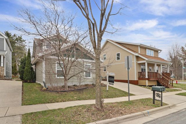 5 Cedarberry Circle, Verona, WI 53593