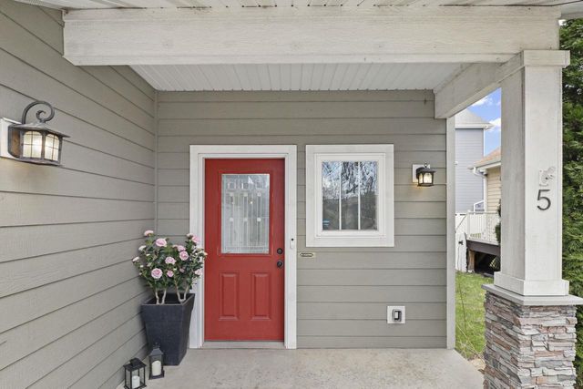 5 Cedarberry Circle, Verona, WI 53593