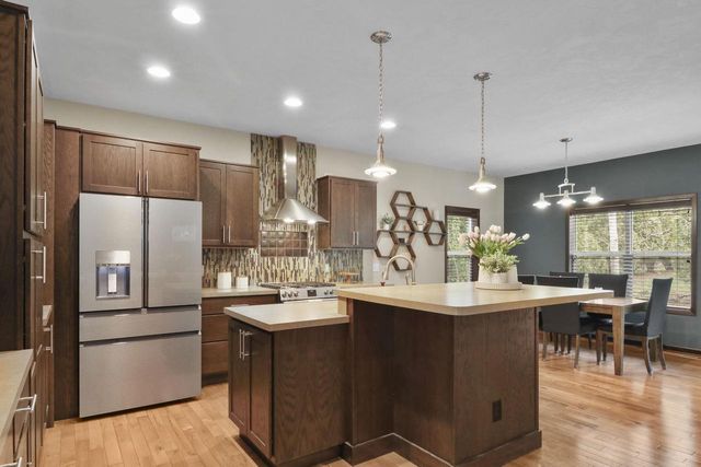 5 Cedarberry Circle, Verona, WI 53593