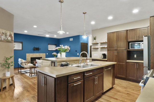 5 Cedarberry Circle, Verona, WI 53593