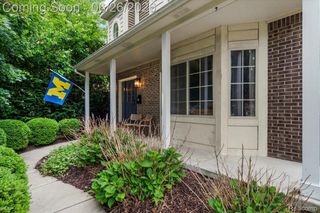124 Woodside Road, Royal Oak, MI 48073