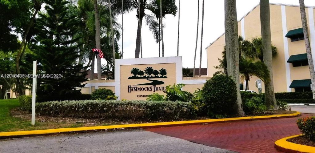 15300 SW 106th Ter 506, Miami, FL 33196