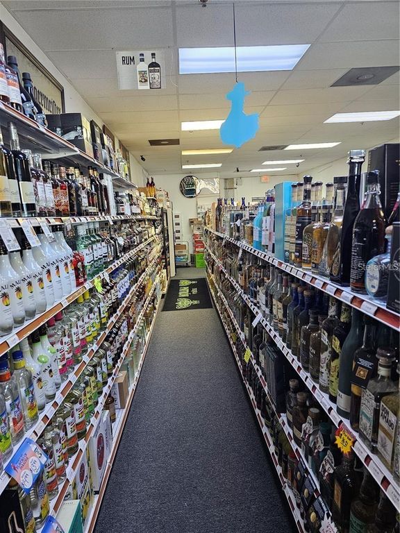 # CONFIDENTIAL, Oviedo, FL 32765