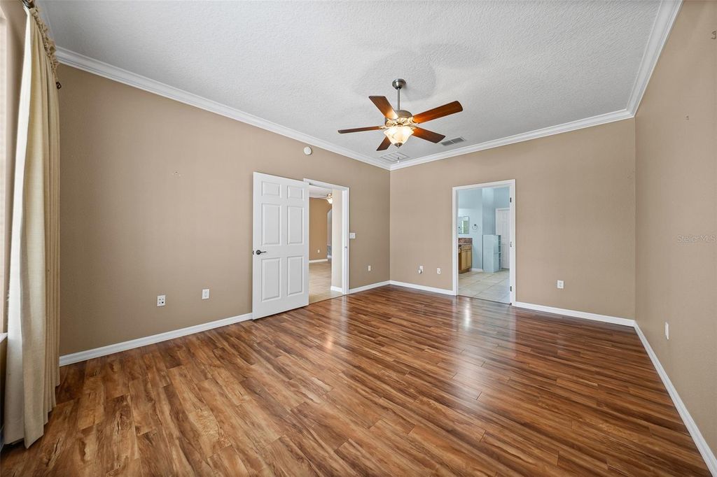 Image 12 of property listing at 8713 SW 83RD COURT ROAD, Ocala, FL 34481