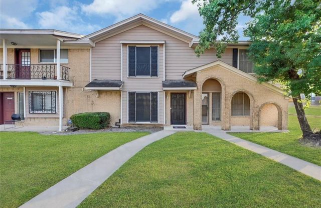 13517 Castilian Drive 1, Houston, TX 77015
