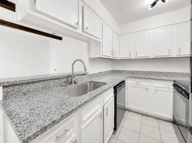 13517 Castilian Drive 1, Houston, TX 77015
