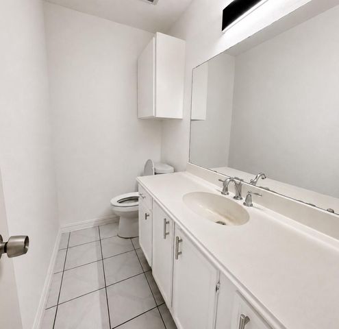 13517 Castilian Drive 1, Houston, TX 77015
