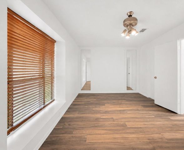 13517 Castilian Drive 1, Houston, TX 77015