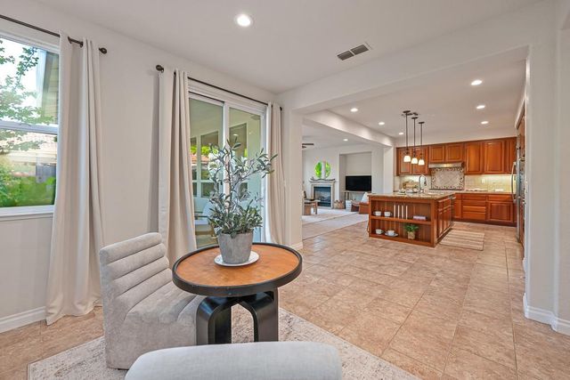 4715 Salem Way, Carmichael, CA 95608