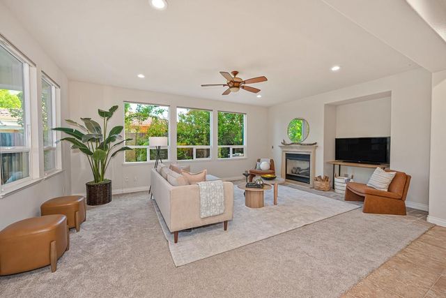 4715 Salem Way, Carmichael, CA 95608