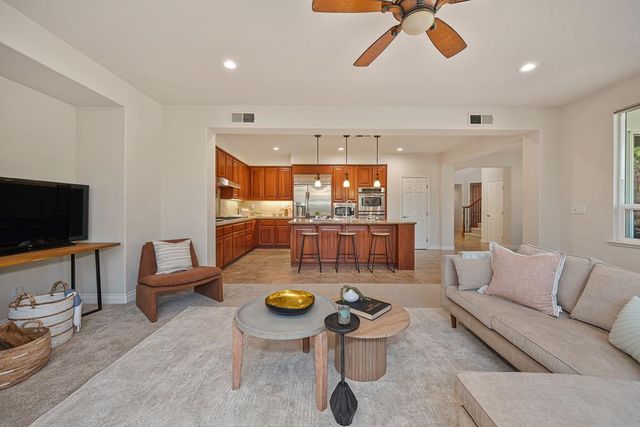 4715 Salem Way, Carmichael, CA 95608