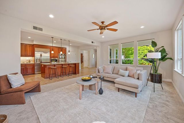 4715 Salem Way, Carmichael, CA 95608