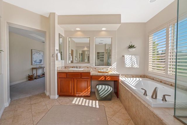 4715 Salem Way, Carmichael, CA 95608
