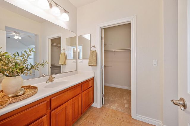 4715 Salem Way, Carmichael, CA 95608