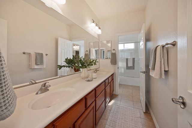 4715 Salem Way, Carmichael, CA 95608