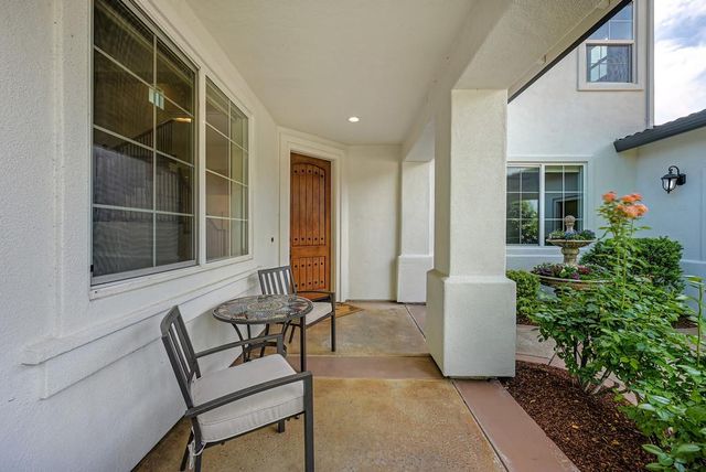 4715 Salem Way, Carmichael, CA 95608