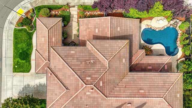 4715 Salem Way, Carmichael, CA 95608