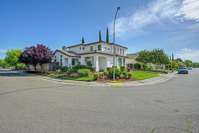 4715 Salem Way, Carmichael, CA 95608