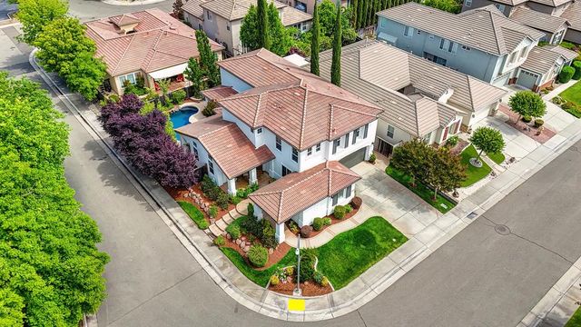 4715 Salem Way, Carmichael, CA 95608