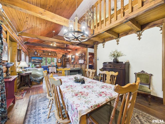 14138 Boyscout Trail, Petersburg, IL 62675