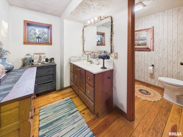 14138 Boyscout Trail, Petersburg, IL 62675