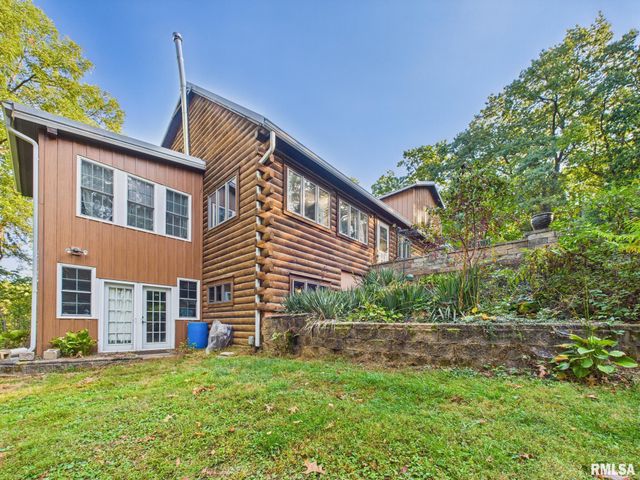 14138 Boyscout Trail, Petersburg, IL 62675