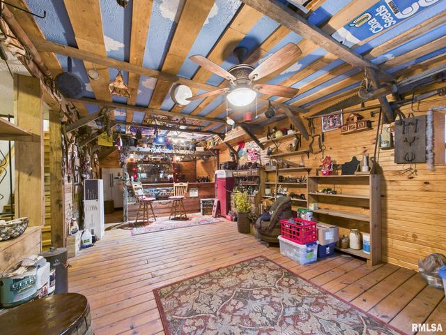 14138 Boyscout Trail, Petersburg, IL 62675