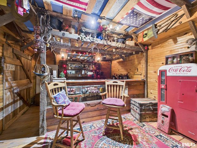 14138 Boyscout Trail, Petersburg, IL 62675