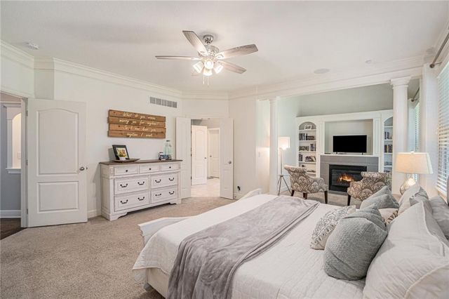 2844 W 143RD Terrace, Leawood, KS 66224