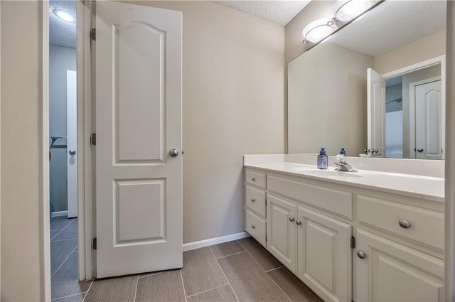 2844 W 143RD Terrace, Leawood, KS 66224