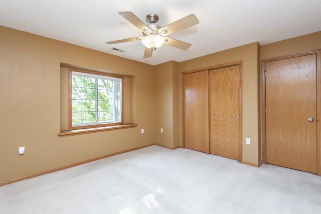 1301 College AVENUE #5F, South Milwaukee, WI 53172