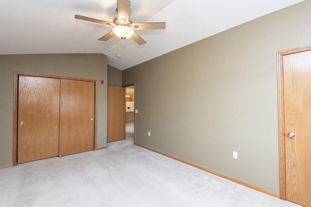 1301 College AVENUE #5F, South Milwaukee, WI 53172