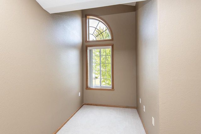 1301 College AVENUE #5F, South Milwaukee, WI 53172