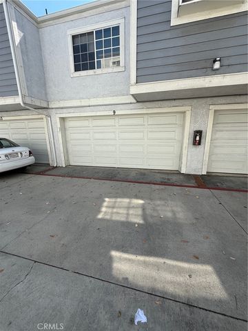 15642 Pasadena, Tustin, CA 92780