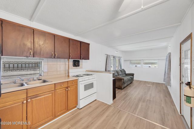 71 Locust Grove, Hazlet, NJ 07730