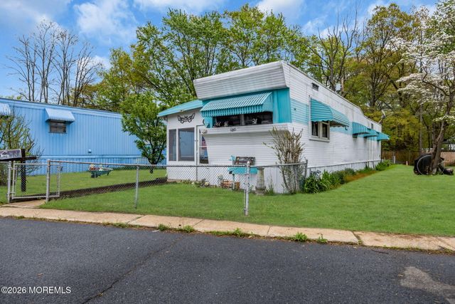 71 Locust Grove, Hazlet, NJ 07730