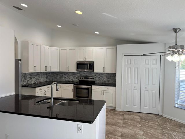 1538 SW Calmar Avenue, Port St. Lucie, FL 34953
