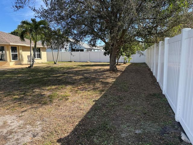 1538 SW Calmar Avenue, Port St. Lucie, FL 34953
