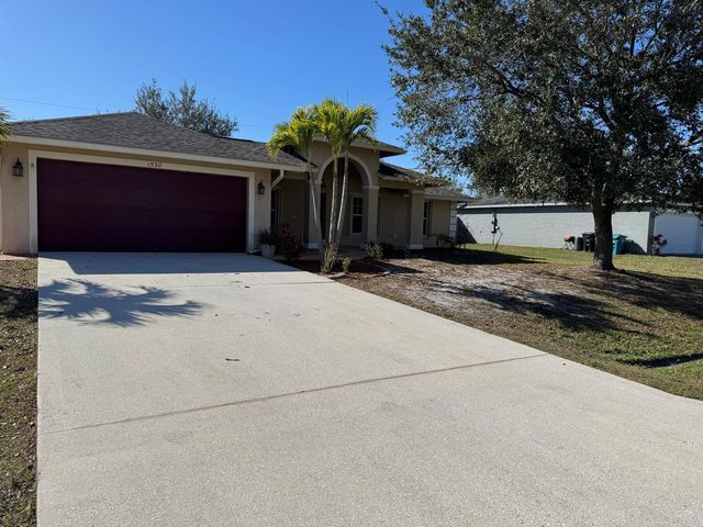 1538 SW Calmar Avenue, Port St. Lucie, FL 34953