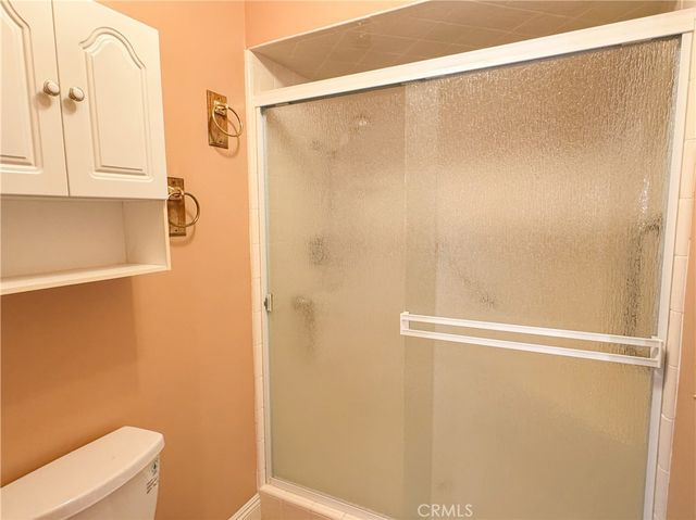 2200 El Portal Drive 9, Bakersfield, CA 93309