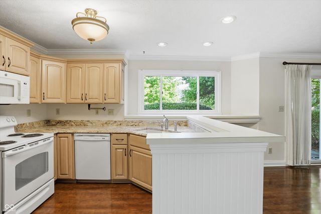 8942 Pine Tree Boulevard, Indianapolis, IN 46256