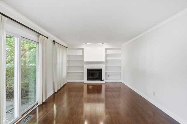 8942 Pine Tree Boulevard, Indianapolis, IN 46256